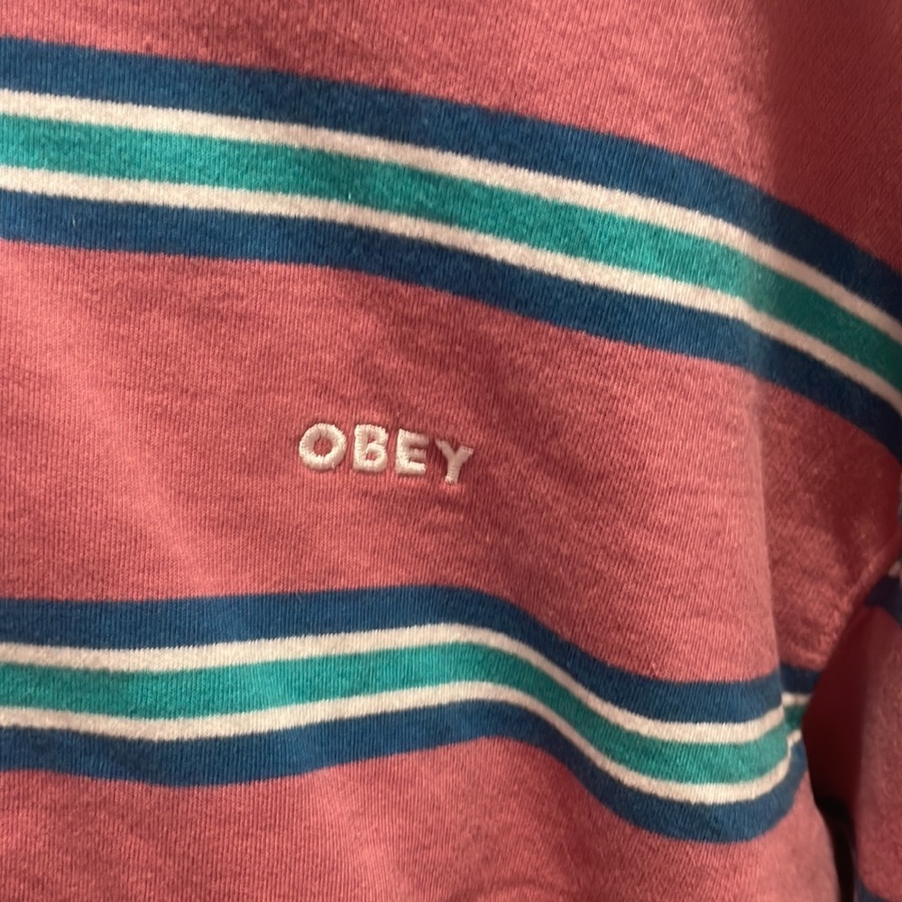 Obey - Picture 3 of 5